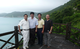 考察亚龙湾