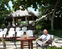 考察亚龙湾旅游